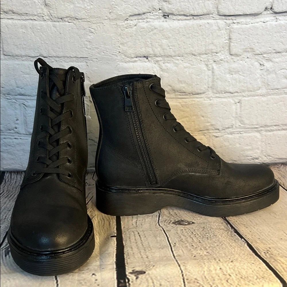 Vince Monastir lace-up combat boots black nubuck Leather